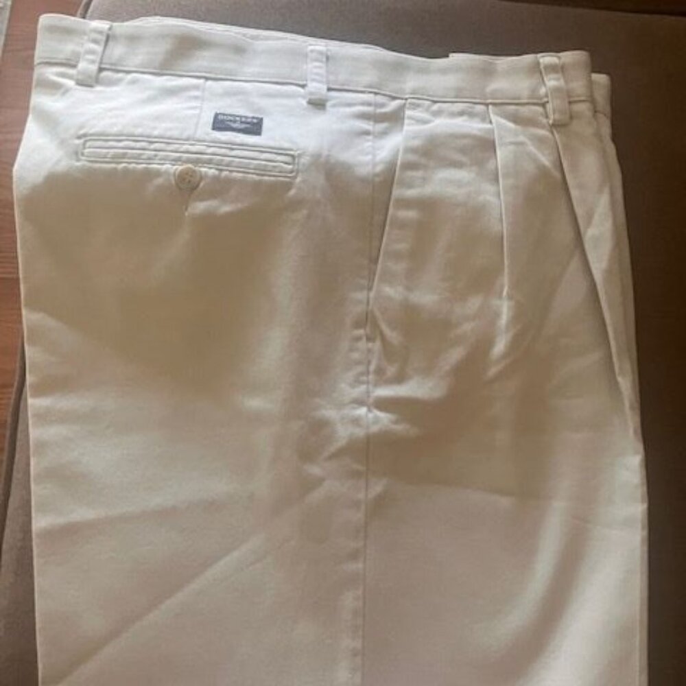 DOCKERS pants 36x30 tan khaki  Like New! - Picture 6 of 6